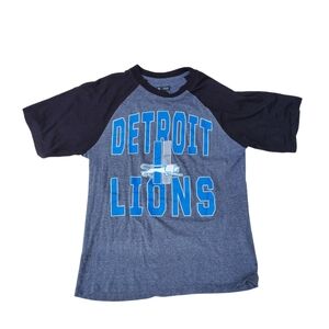 Detroit Lions raglan Style Tee Shirt